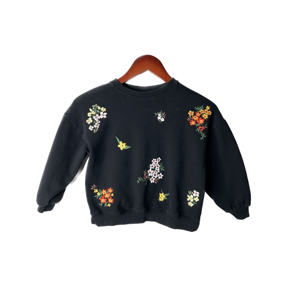 Zara Black Sweatshirt with Multicolor Floral Embroidery